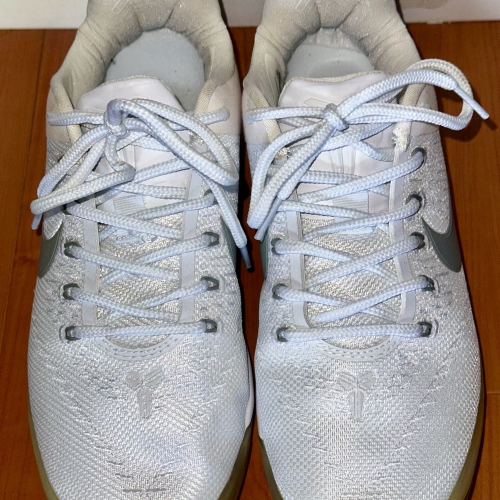 Nike Men’s Kobe A.D. Chrome White